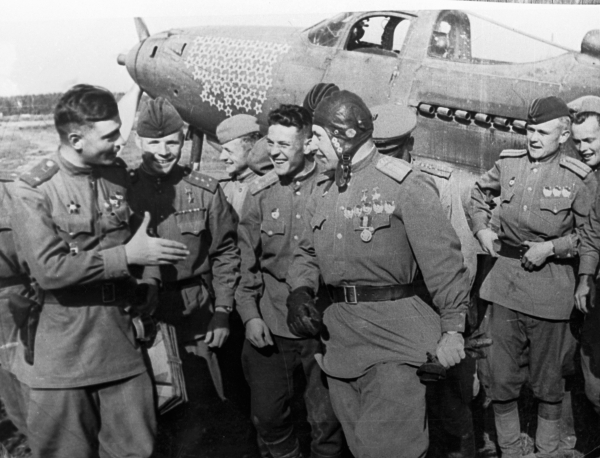 Александр Покрышкин, когда-то сбил советский бомбардировщик  Су-2