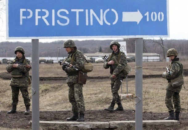 18 бойцов ГРУ взяли аэропорт Слатины