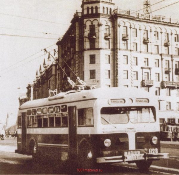 Советский троллейбус