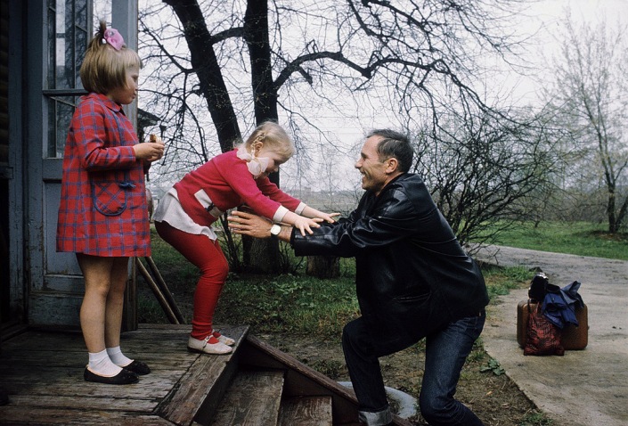 Родители и дети: 30 трогательных фото российских знаменитостей в кругу семьи