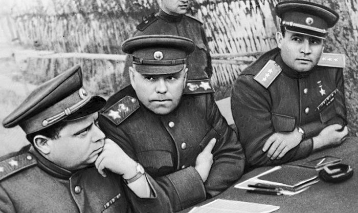 Дважды Герой Советского Союза генерал армии Черняховский