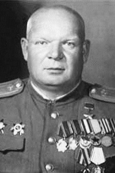 Семеро смелых: первые Герои Советского Союза