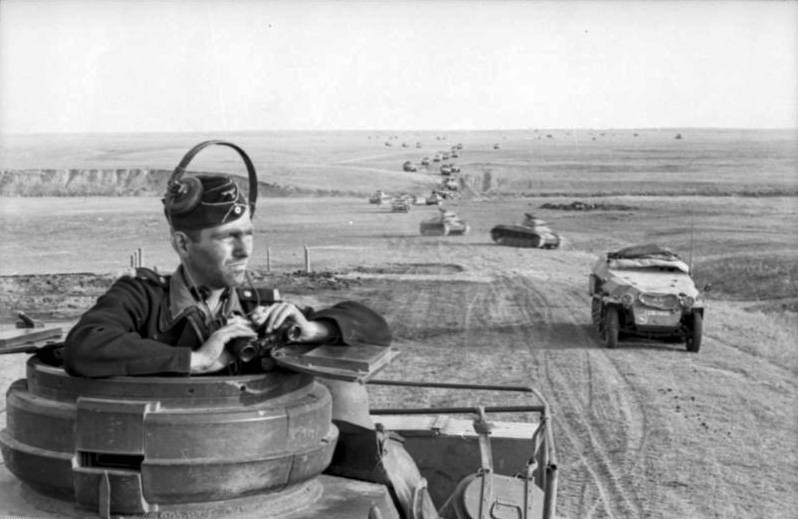 Как советский КВ на сутки остановил танковую колонну фашистов