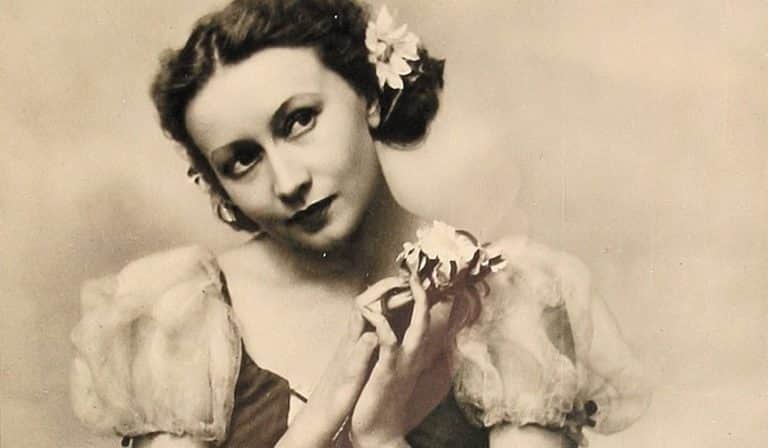 Балерина Галина Уланова: биография, Большой театр и личная жизнь