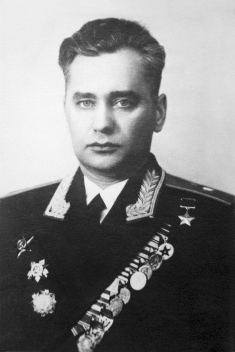 Герой Советского Союза генерал-полковник авиации Алексей Николаевич Катрич: биография, карьера в авиации и личная жизнь