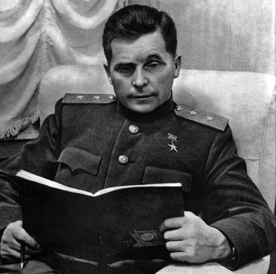 Советский авиаконструктор Сергей Ильюшин: биография, карьера и личная жизнь